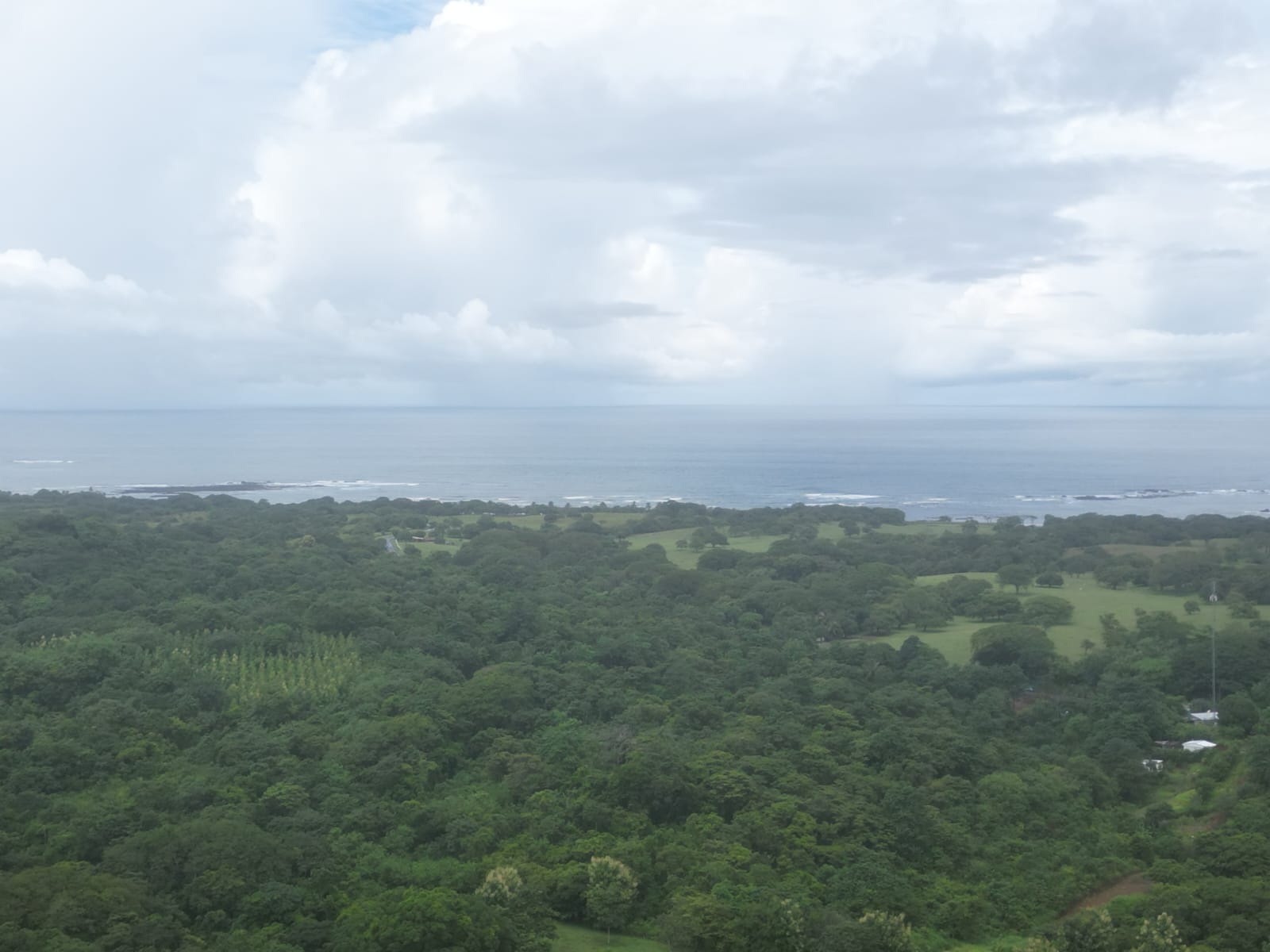 Hectare in Venado Guanacaste near Playa Venado, Playa Marbella and Playa Lagarto